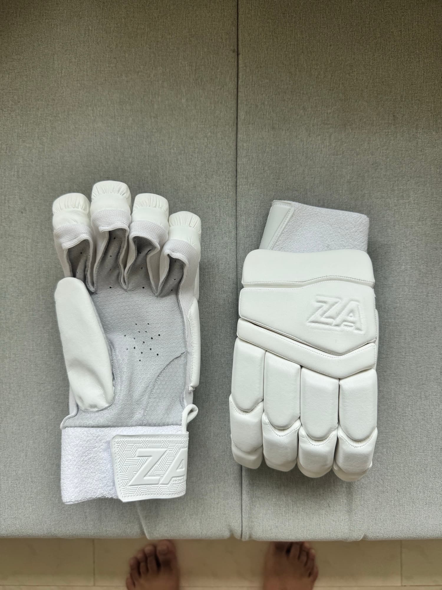 Players Edition Gloves view 2